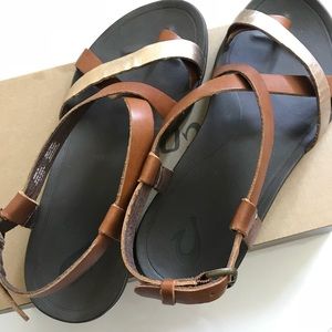 olukai upena mustard bubbly